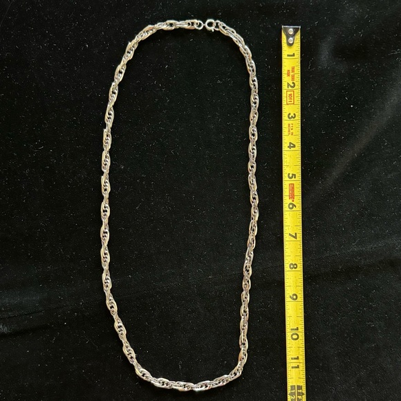 Women’s Shiny Silver Chain Necklace - Mid-Length - Mix & Match Wear Anywhere - Picture 5 of 8